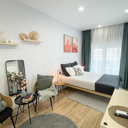 Villa Verde Madrid Buitenkant foto