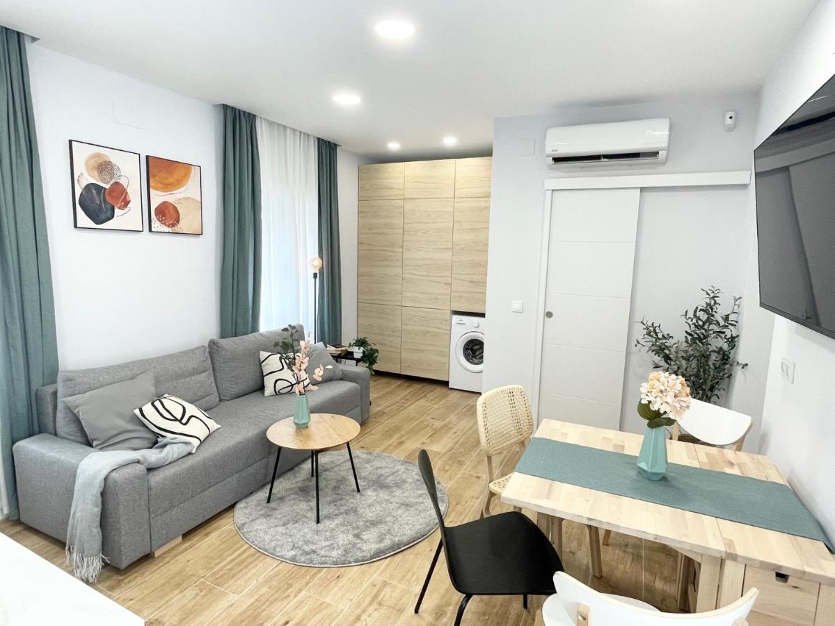 Villa Verde Madrid Buitenkant foto
